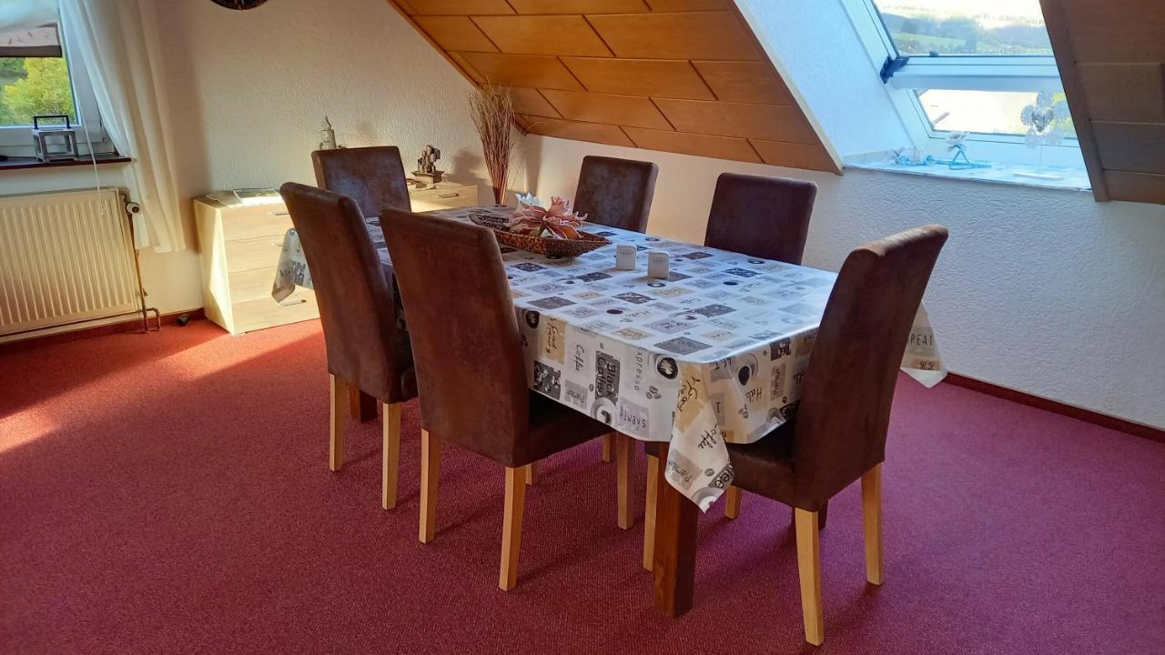 Ferienwohnung Haus Schmitt Winterberg Exterior foto